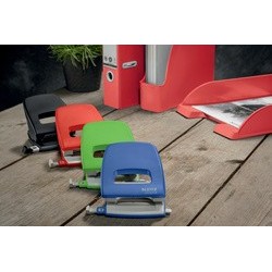 Leitz perforateur nexxt recycle, rouge